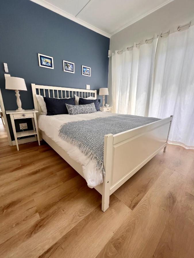 Adorable 2 Bedroom Cottage With Spacious Veranda Hermanus Extérieur photo