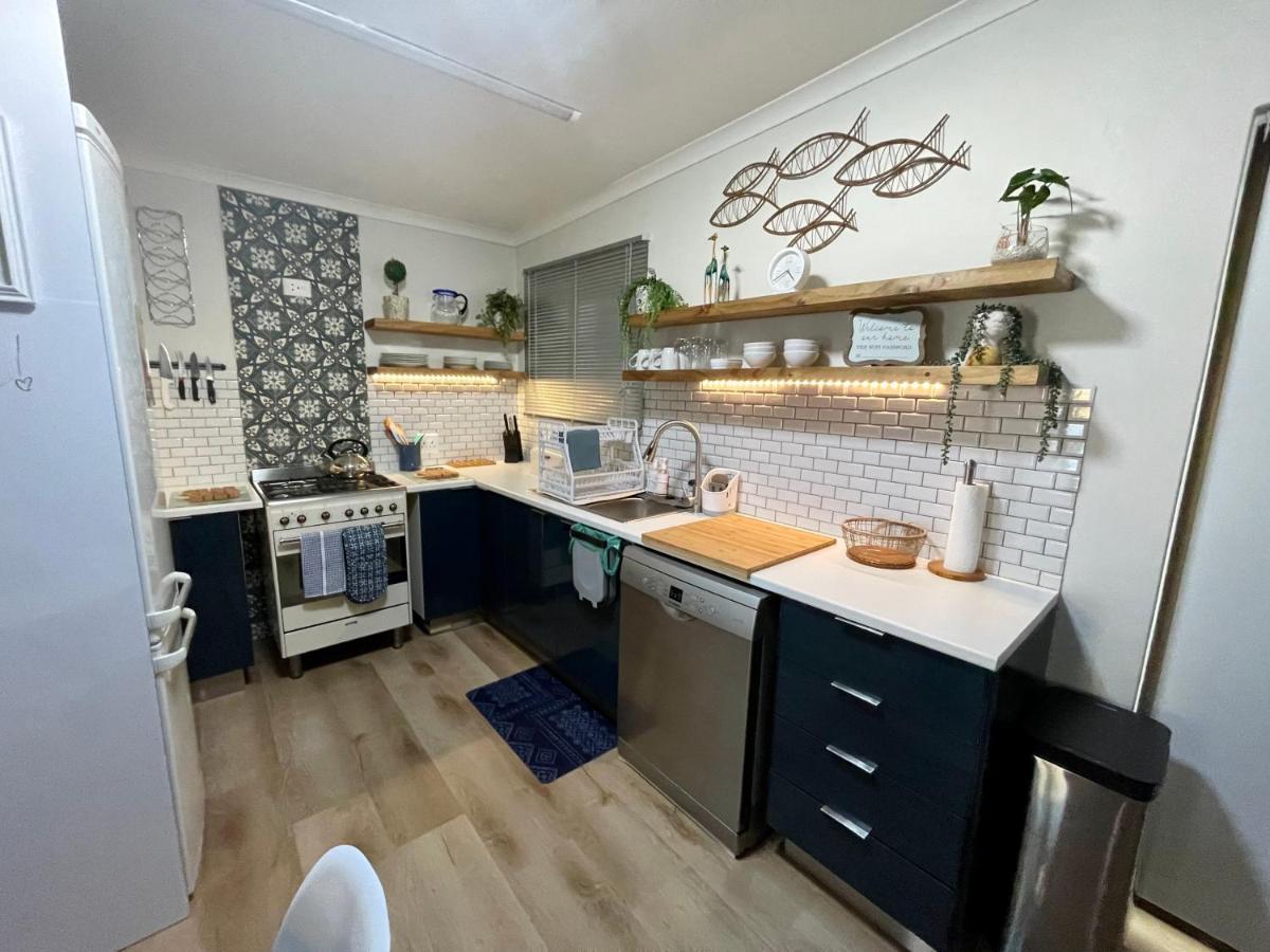 Adorable 2 Bedroom Cottage With Spacious Veranda Hermanus Extérieur photo