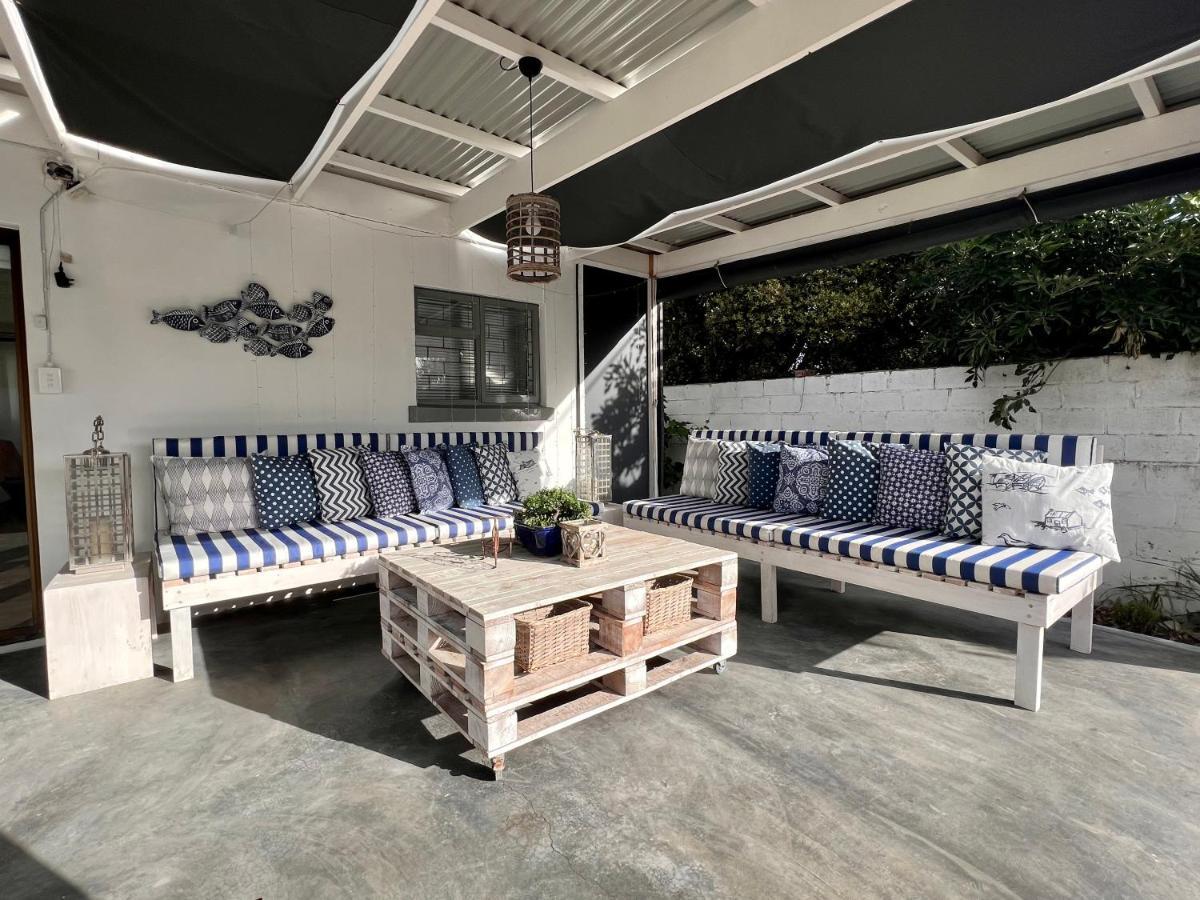 Adorable 2 Bedroom Cottage With Spacious Veranda Hermanus Extérieur photo